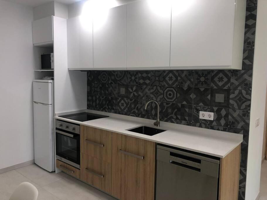 Acogedor Apartamento A 100 Mtr De La Playa, 1 Dormitorio Y Salon Con Sofa Cama Oropesa del Mar Exterior foto